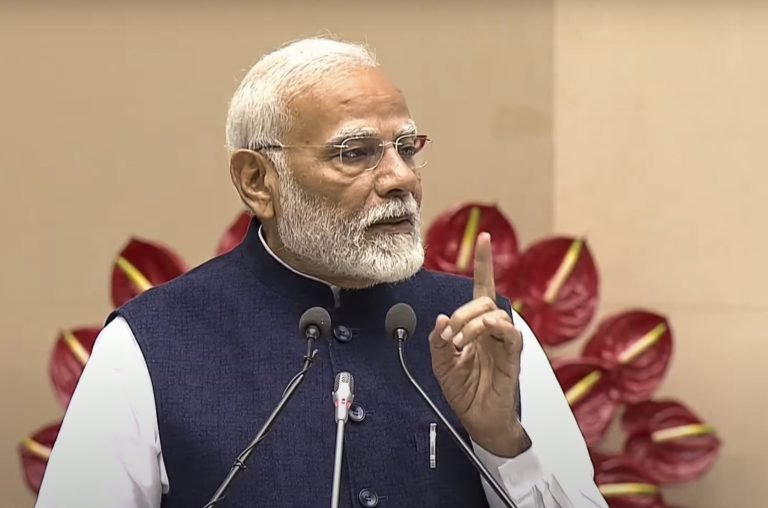 मोहम्मद यूनुस ने प्रधानमंत्री मोदी से की फोन पर बात, बांग्लादेश में हिन्दुओं की सुरक्षा का दिलाया भरोसा